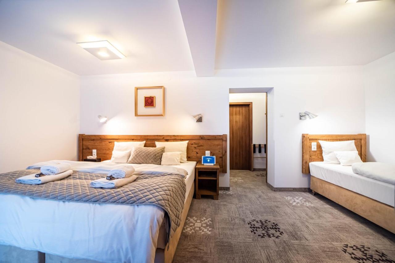 Apartamenty Przy Hotelu Zywieckim Przylekow Ngoại thất bức ảnh