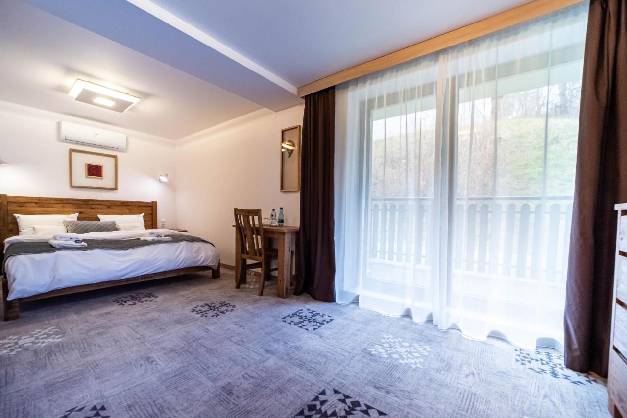 Apartamenty Przy Hotelu Zywieckim Przylekow Ngoại thất bức ảnh